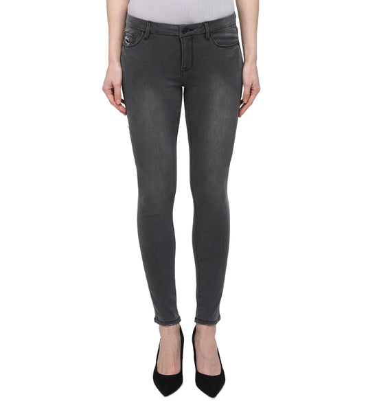 Capucine (Distressed Black Skinny Ankle Jeans)