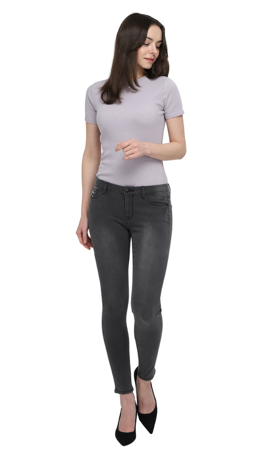 Capucine (Distressed Black Skinny Ankle Jeans)