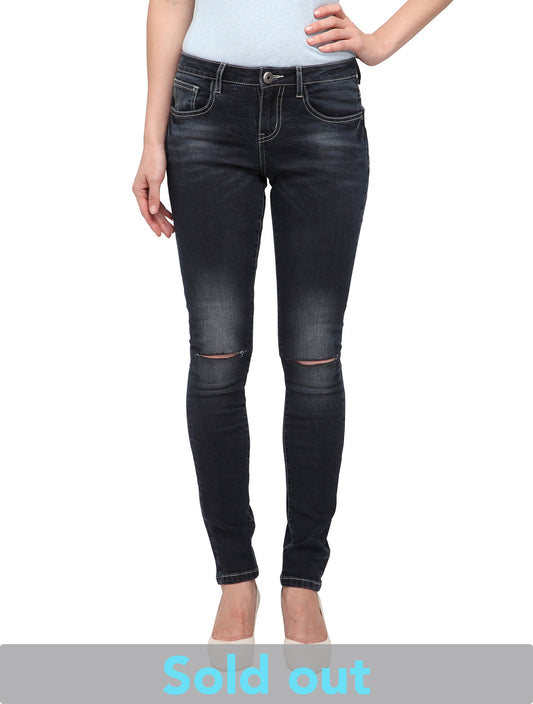 Magnolia (Distressed Dark Blue Skinny Jeans)