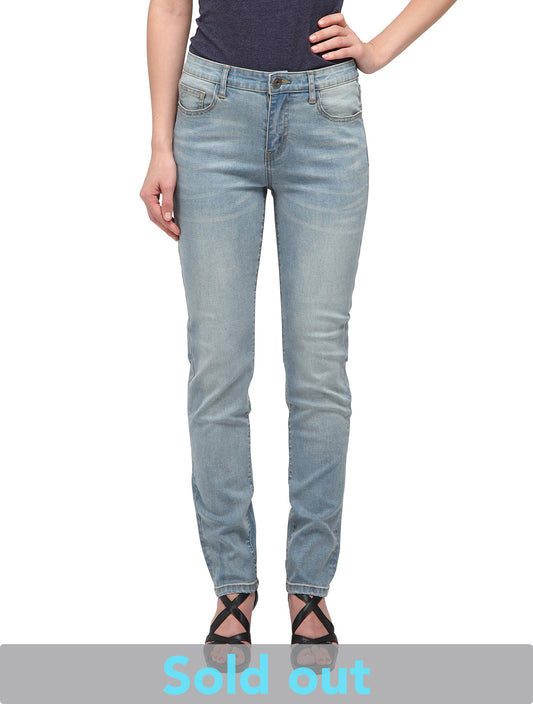 Souci (Light Blue Straight Jeans)