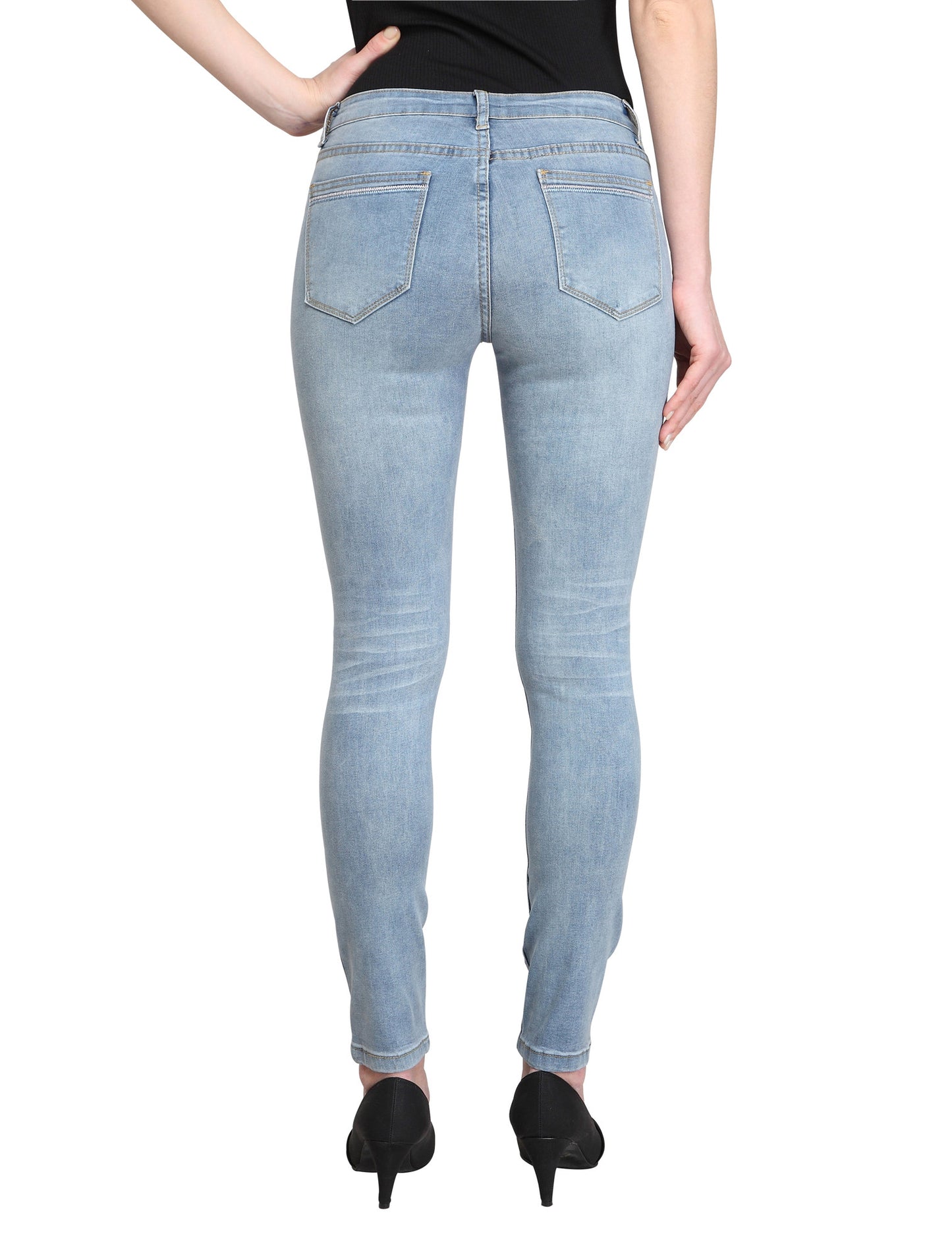 Camellia-AK (Light Blue Skinny Ankle Jeans)